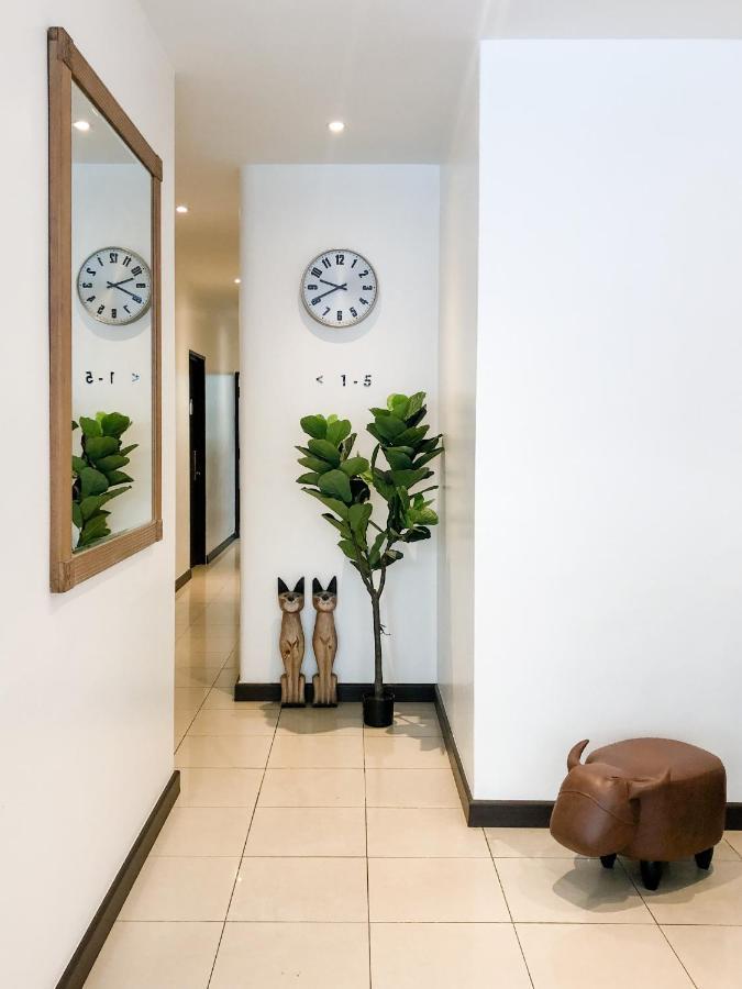 Hako Xpress Skudai Baru Hotel Джохор Бахру Екстериор снимка